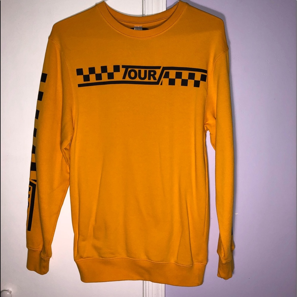 Team Bieber tour sweatshirt